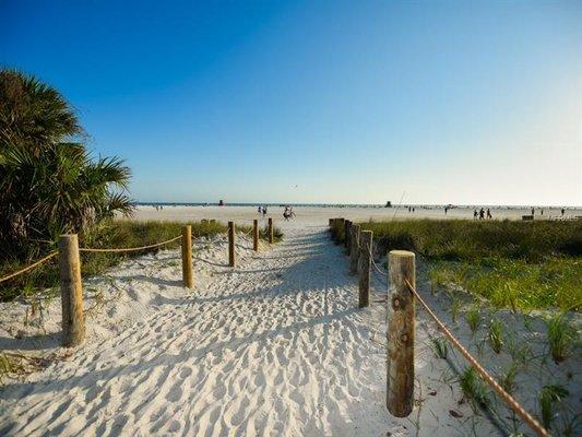 Siesta Beach, The Spa at Calle Minorga