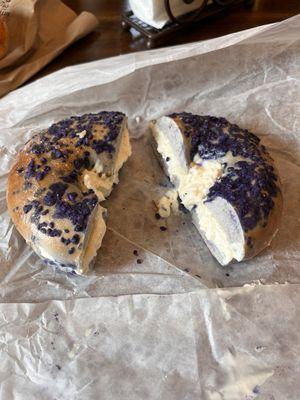 Blueberry crunch bagel with cream cheese