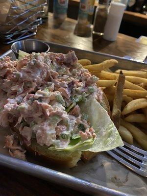 Lobster roll