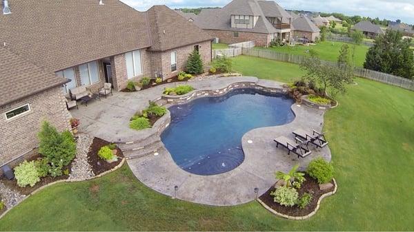 Custom Freeform Gunite Swimming Pool