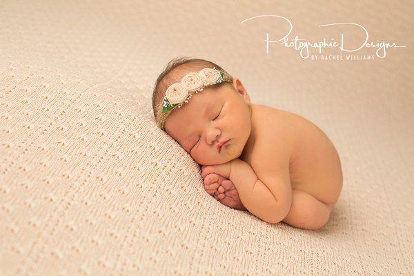 Oklahoma Newborn Photographer - Photographic Designs by Rachel Williams.