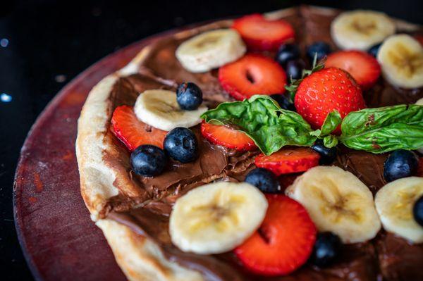 Dessert Pizza with Nutella and fresh fruits