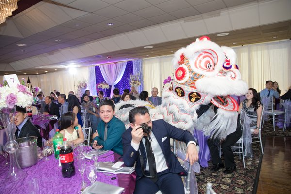 Rising Phoenix Lion & Dragon Dance Association performance at wedding