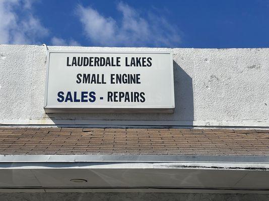 LAUDERDALE LAKES SMALL ENGrEPAIR