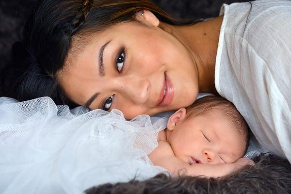 Newborn portrait photography, Phoenix, Arizona. (At home, on-location.)