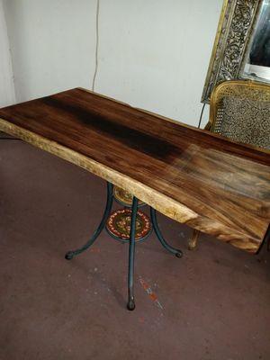 Live edge. Natural mulicolored tree slap dining table