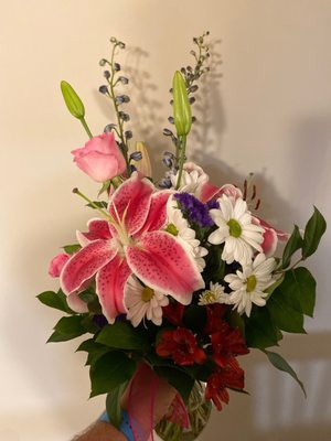 Angel Roses Florist & Flower Delivery