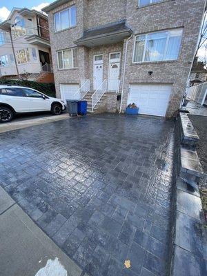 Paving  new paveres on existing drive way