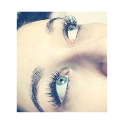 Individual eyelash extensions at an affordable price