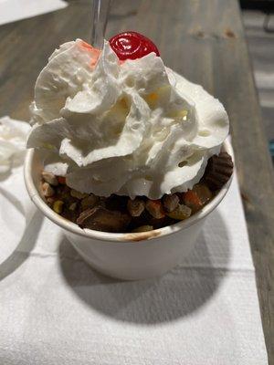 Small peanut butter overload sundae with chocolate ice cream