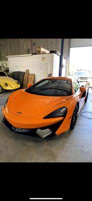 McLaren 570S