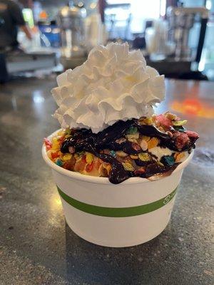 Hot Fudge Sundae with fruity pebbles! Yum!