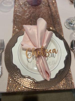 Satin blush napkins, rose gold plate and tablecloth from Persiano