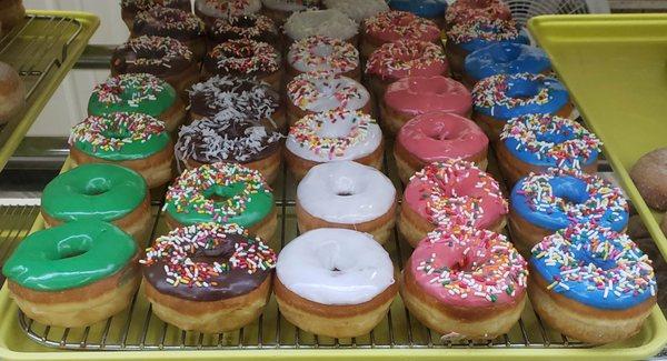 Iced Donuts
Candy Sprinkled Donuts
Coconut Sprinkled Donuts