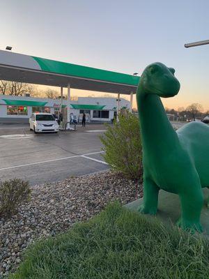 Sinclair Gas Station