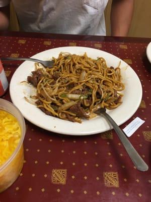 Beef lo mein! Delilish