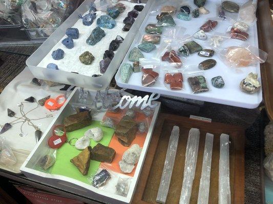 Lapidary gems and minerals