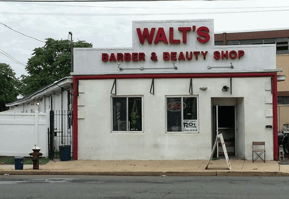 Walt's Barbershop & Beauty