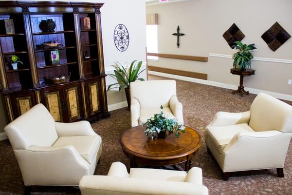 Legend Oaks Healthcare and Rehabilitation - West San Antonio Sitting Area