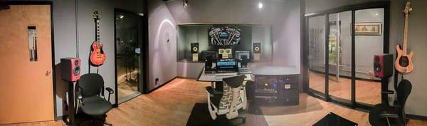 Clutch Sound & Picture Studios