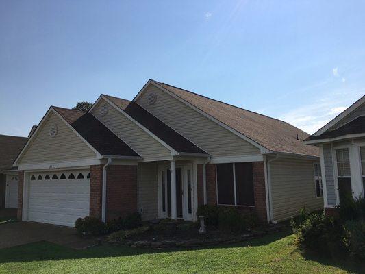 Mr and Mrs Ogden's new roof in Southaven