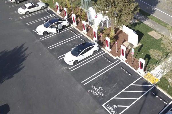 Aerial view of 8 of the 10 supercharger stalls