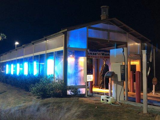 Getting a car wash after dark is a lot of fun! Check out our Deer Park car wash light show.