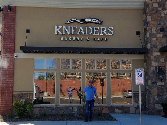 Kneaders Grand Opening Bell Rd. and 12th street