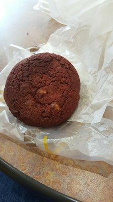 Red velvet cookie