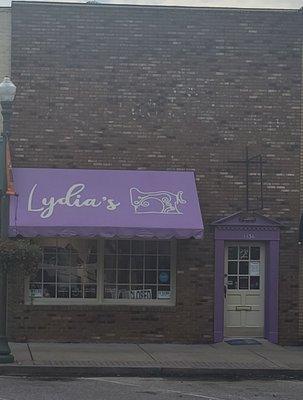 Lydia’s Fashion & Design Boutique