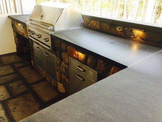 Outdoor Kitchen