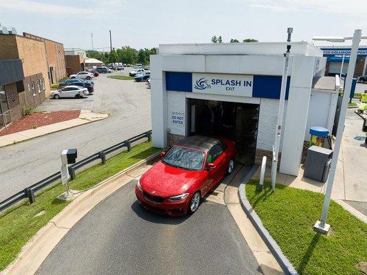 Get your car wash at Splash In located 300 E Gude Dr, Rockville, MD!