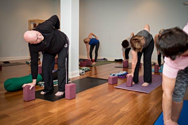 Beginner yoga in knoxville