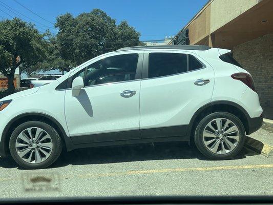 Ceramic UV tint on all 4 doors and back window.