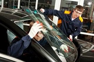 Windshield replacement and repair in Phoenix AZ and nearby areas: Phoenix, Mesa, Glendale, Chandler, Scottsdale, and Gilbert.