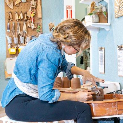 Throwing on the pottery wheel