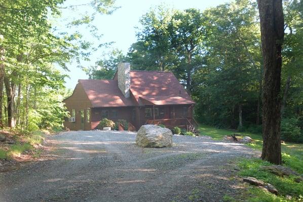 The Mountain View Cabin!  Pet Friendly, Free WiFi, Fireplace!
 Check out all the features at www.bannerelkmtncabins.com