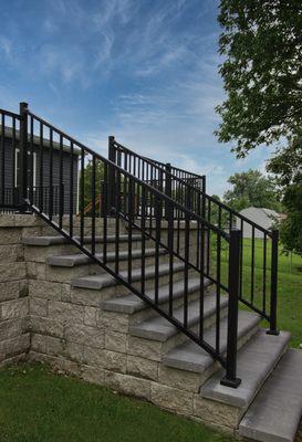 Photo 3 Paver Patio and Retaining Wall In Edwardsville 62025