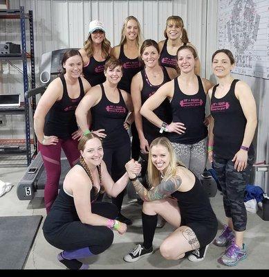 First #womensbarbellclassic with Team #fitandfierce