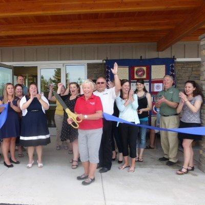 La Pine branch ribbon cutting- 2016