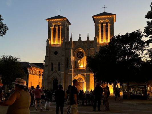 The cathedral just before the show started at 9:00