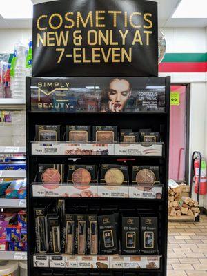 7-Eleven Cosmetics: Cheaper and prolly better than Drugstore. An entire face can be done from this photo. Whoa...