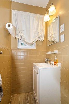 Completed remodeled bathroom