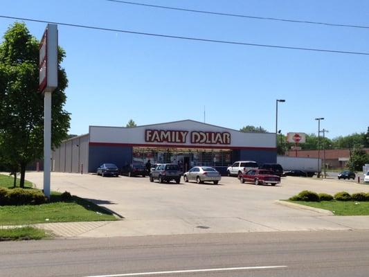 04-06-12; Family Dollar - 3685 Lamar Ave, Memphis TN