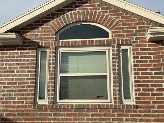 Brand new beige exterior windows for this home in Syracuse! Matched the soffit and fascia perfectly!