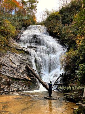 I've hiked hundreds of waterfalls and Kings Creek is one of my absolute favorites!!!