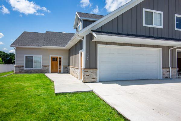 The Earl Twin homes, Bismarck, ND
https://www.immapartments.com/earl-twin-homes