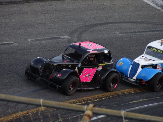 Legends cars at Wall Stadium Speedway