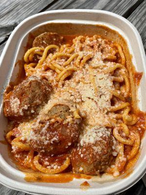 Spaghetti & Beef Meatballs