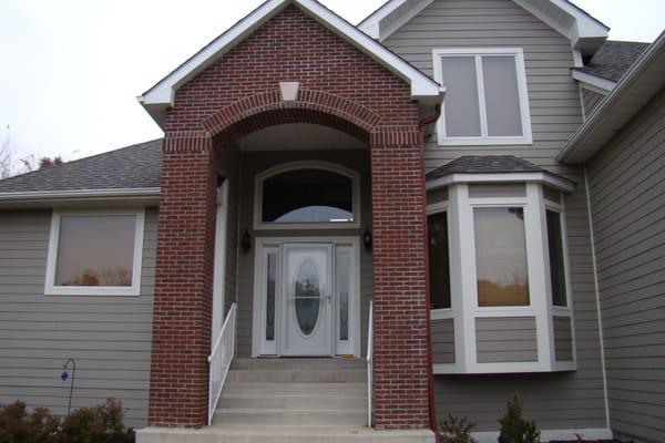 Archways and Columns create a stunning entrance for your home!